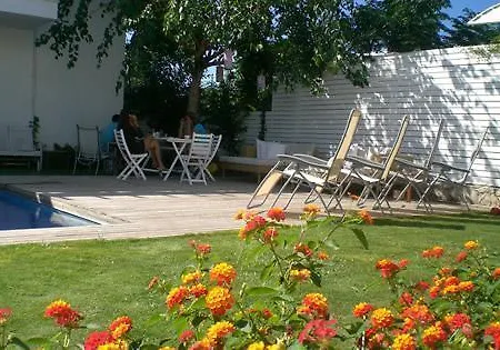 Otel Satsuma Suites