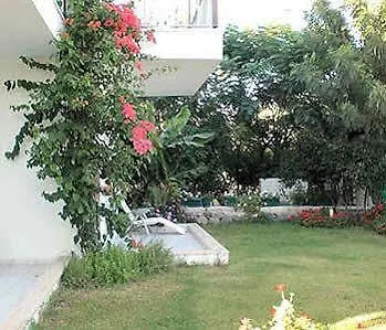 Satsuma Suites Otel 3*