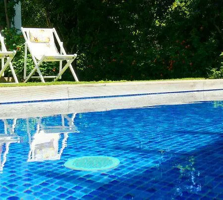 Satsuma Suites Otel 3*