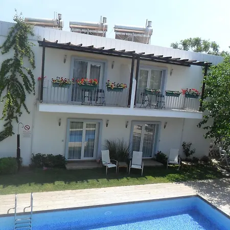 Satsuma Suites